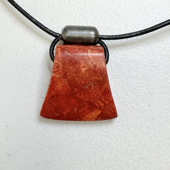 Silpada Vintage Sterling Silver and Red Sponge Coral on Leather Necklace 16 In - Picture 1 of 5